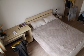 Hutong School Accommodation Bed