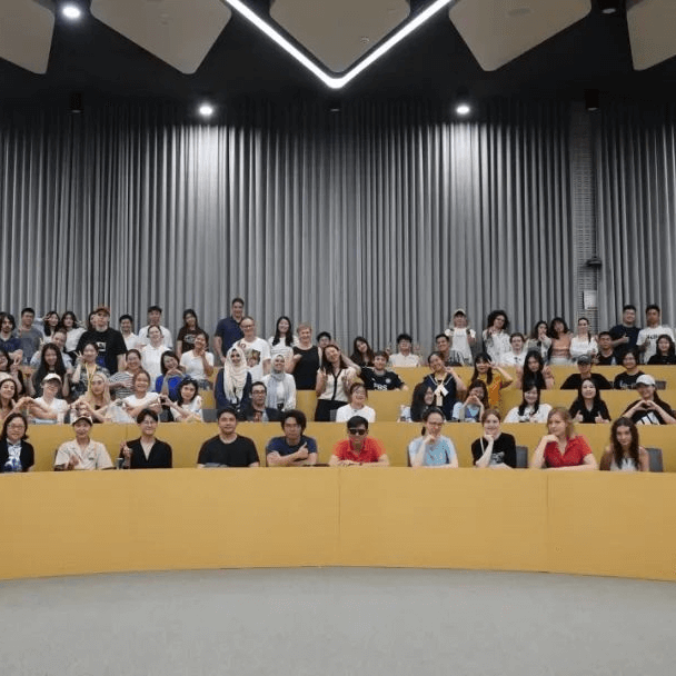 Discover Chinese Language Excellence: Apply for Spring Semester